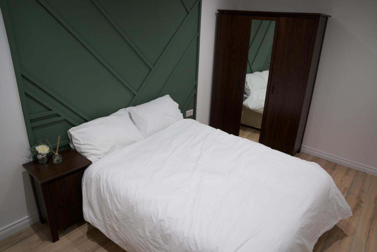 Modern 3 Bedroom Coastal Home Newry Ngoại thất bức ảnh